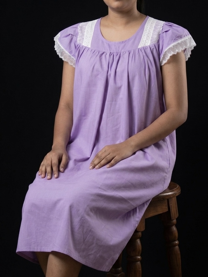 Nightdress with front opening – Design LPND013